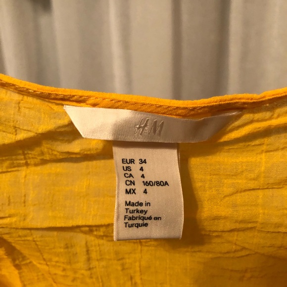 NWOT H&M Cropped Peasant Top - Picture 3 of 3